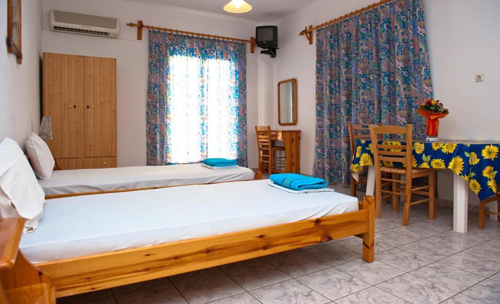 Syraina Apartments Skiathos Exterior foto