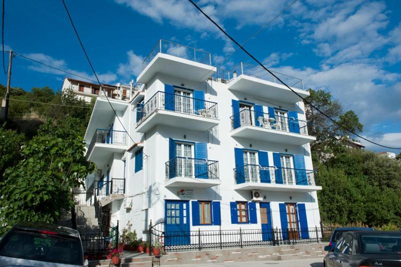 Syraina Apartments Skiathos Exterior foto