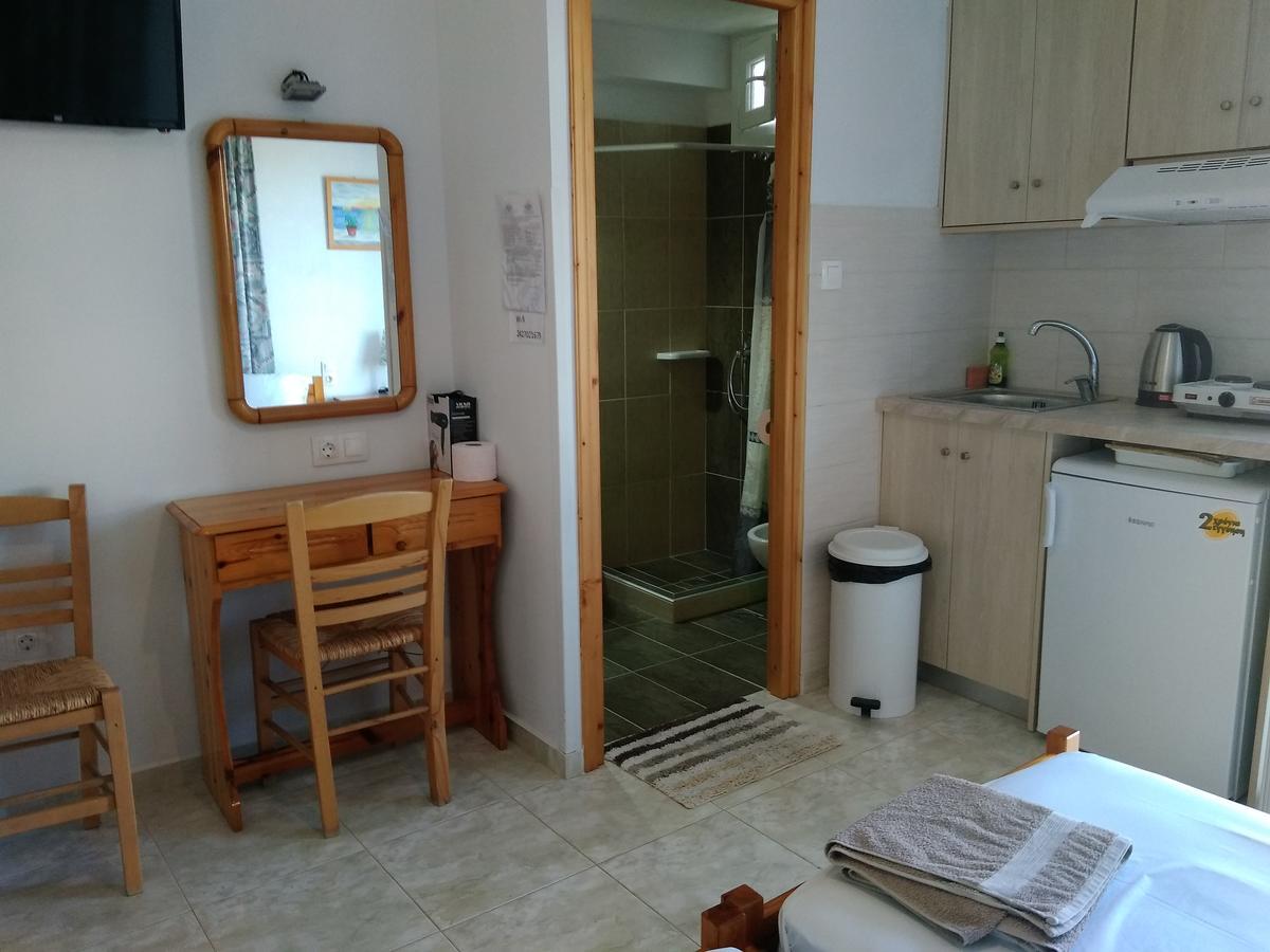 Syraina Apartments Skiathos Exterior foto